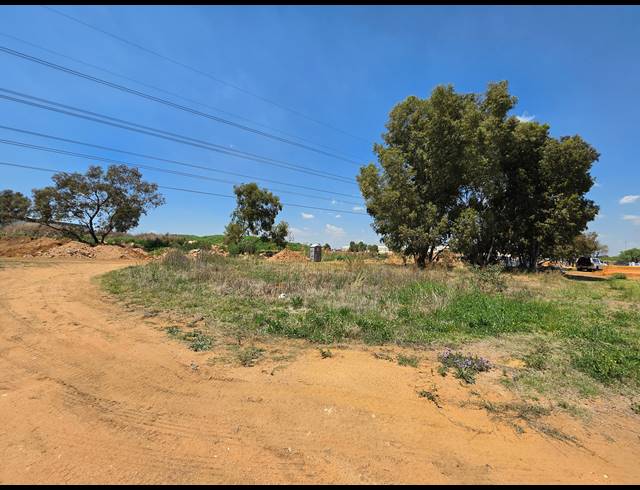 13,120M² VACANT LAND FOR SALE IN GOSFORTH PARK